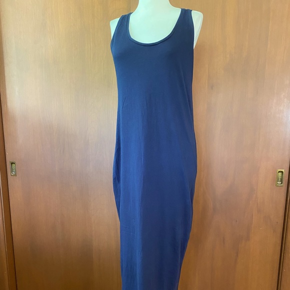 Everlane Dresses & Skirts - Everlane navy maxi dress